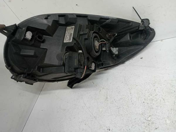 PHARE DROIT CITROEN - Vue 2